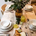 Arctic Honey Apartament *